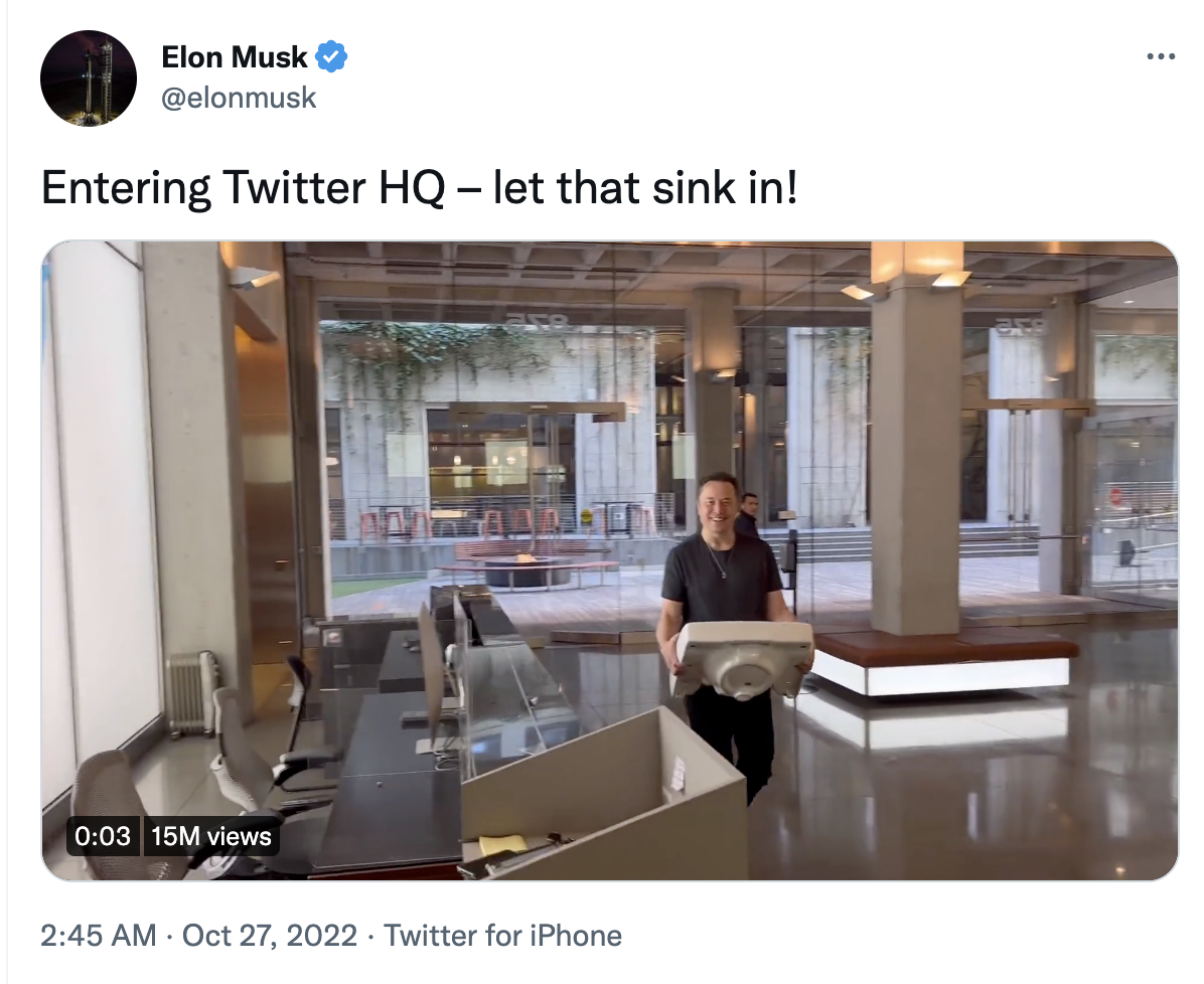 特斯拉 CEO 马斯克已将 Twitter 简介改为“Chief Twit”