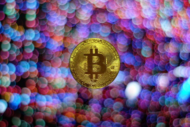 BTC挣扎于65000美元附近,山寨币市场「腥风血雨」 BTC挣扎于65000美元附近,山寨币市场「腥风血雨」